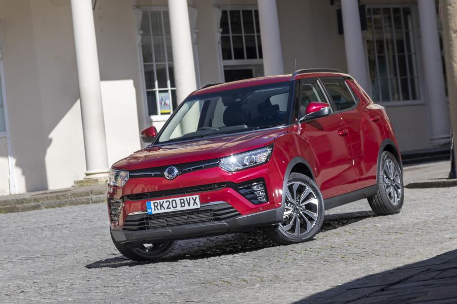  SsangYong Tivoli Ultimate 2020 года  (UK) (фото 22 из 63)